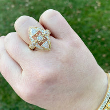 Star Set Navette Ring