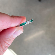 Art Deco Alternating Carré Cut Diamond Band