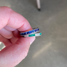 Art Deco Alternating Carré Cut Diamond Band